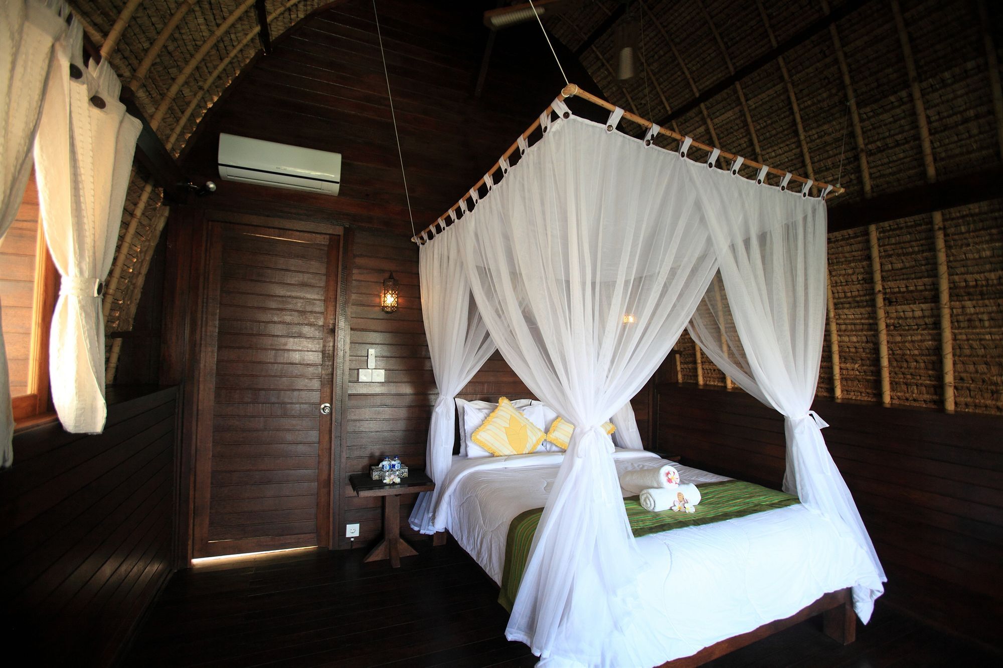 Sunset Coin Lembongan Hotel Nusa Lembongan Exterior foto