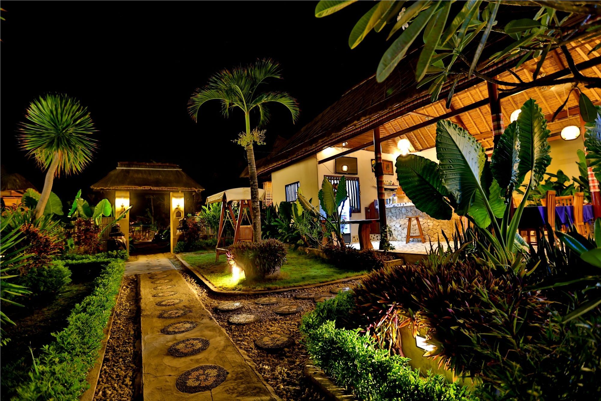 Sunset Coin Lembongan Hotel Nusa Lembongan Exterior foto